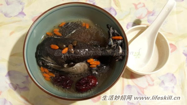 冬季养肾，常喝黑豆乌鸡汤