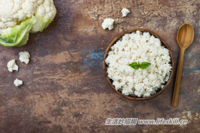 将白饭改成白椰菜花饭，一个月可减肥5KG！